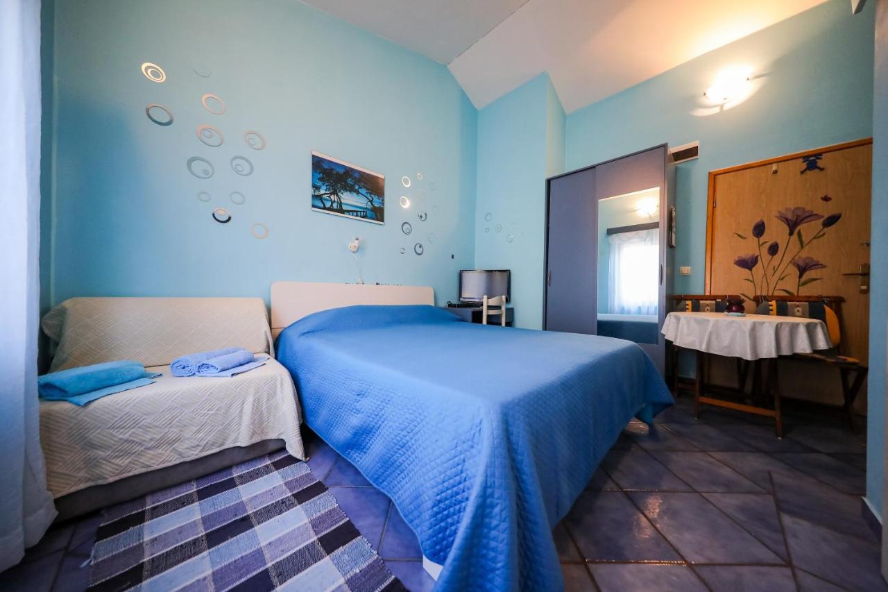 Apartments With A Parking Space Brbinj, Dugi Otok - 8160 ภายนอก รูปภาพ